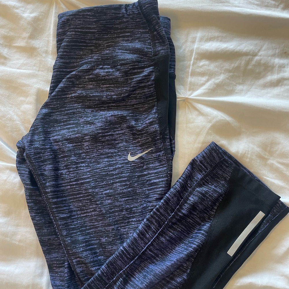 Nike dri fit 3/4 leggings!